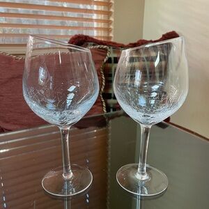 Elegant Clear Wine Glass Set